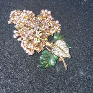 Joan Rivers brooch